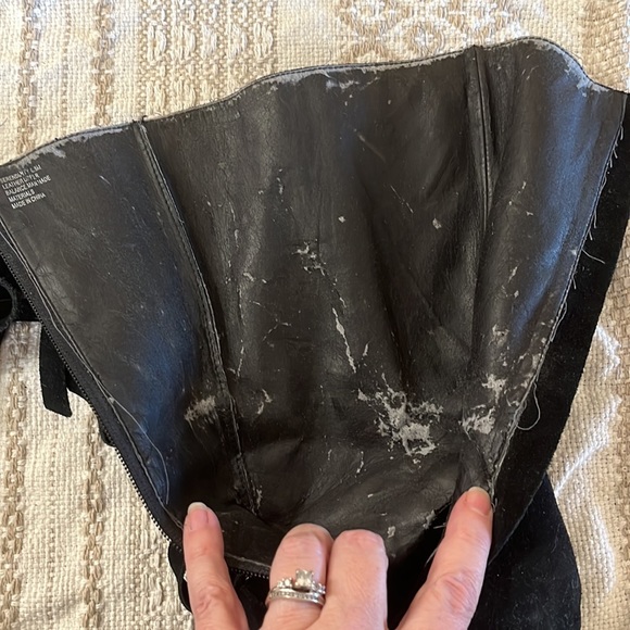 Black Suede Wedge Boot🖤 by Me Too Size 8 1/2 Tie straps Zip Closure - Picture 7 of 8